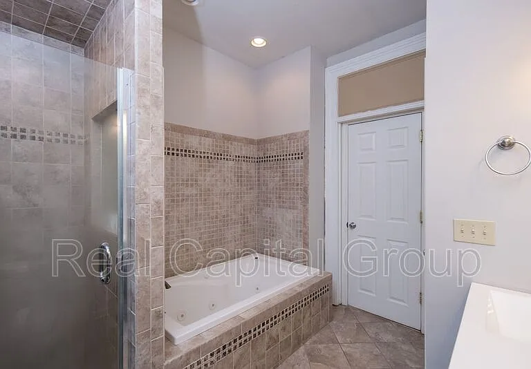 347 Hudson Ave #1 — Photo 9