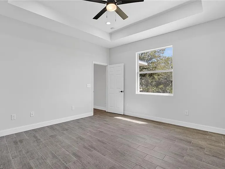 4630 Gene Ave N — Photo 19