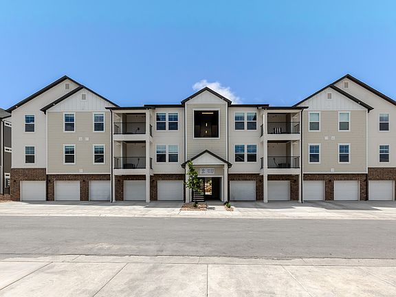 2nd image of 871 N Pugh Ln #O302