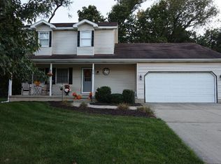 438 E Sandy Ridge Dr, Valparaiso, IN 46383
