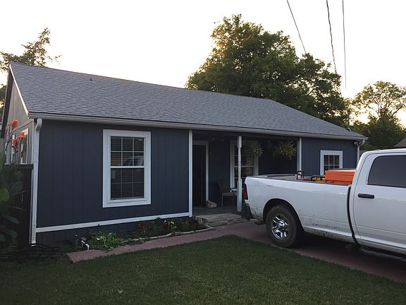 2nd image of 3310 Speedway St