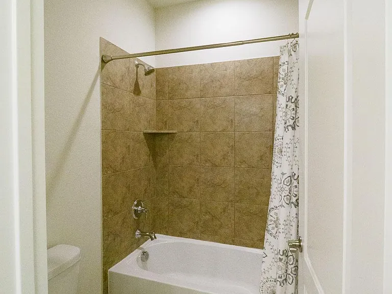 3110 Linham Dr — Photo 24