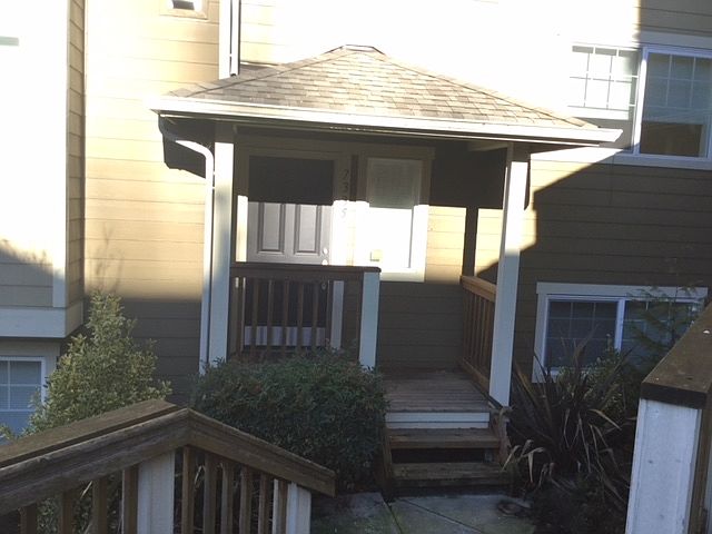 1st image of 7335 Rainier Dr