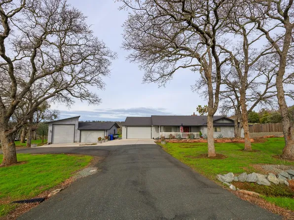 2318 Hartvickson Ln, Valley Springs, CA 95252