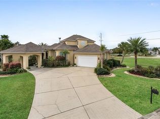 206 Spinnaker Dr, Slidell, LA 70458