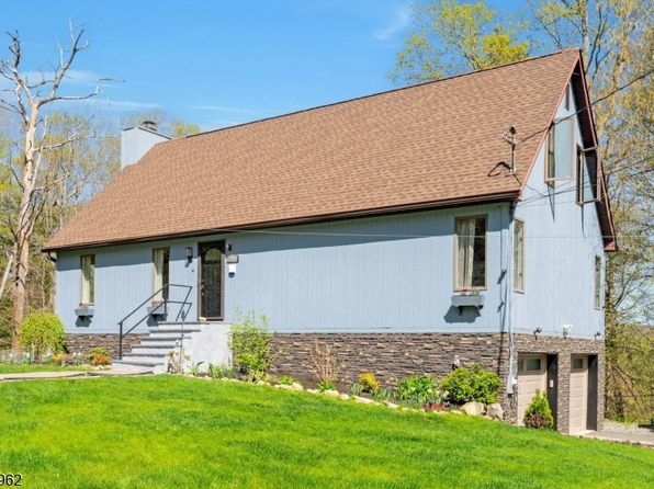 40 Kinswood Rd, West Milford Twp., NJ 07421