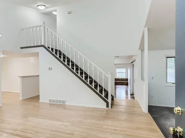 7308 Timothy Pl — Photo 4