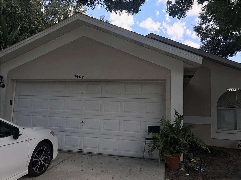 1st image of 1404 Mohrlake Dr