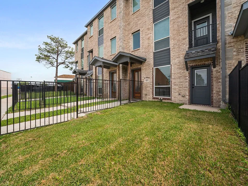 1603 Mignon Dr