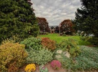 58 W Millbury Rd, Sutton, MA 01590