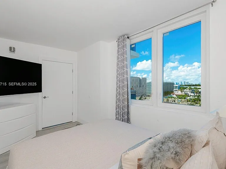 2301 Collins Ave #534 — Photo 18