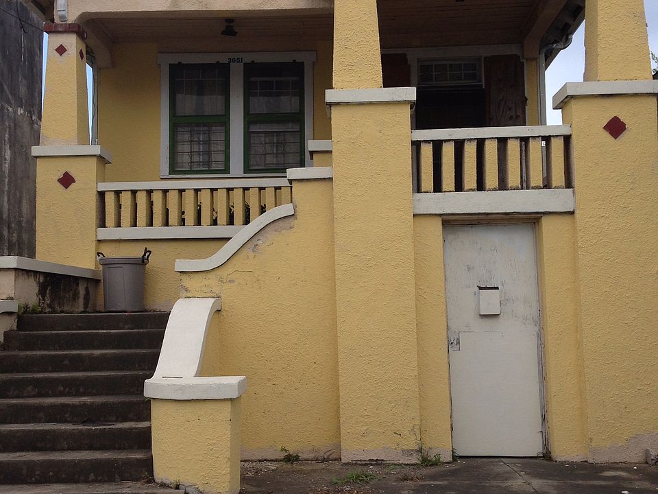 1st image of 3051 Marais St