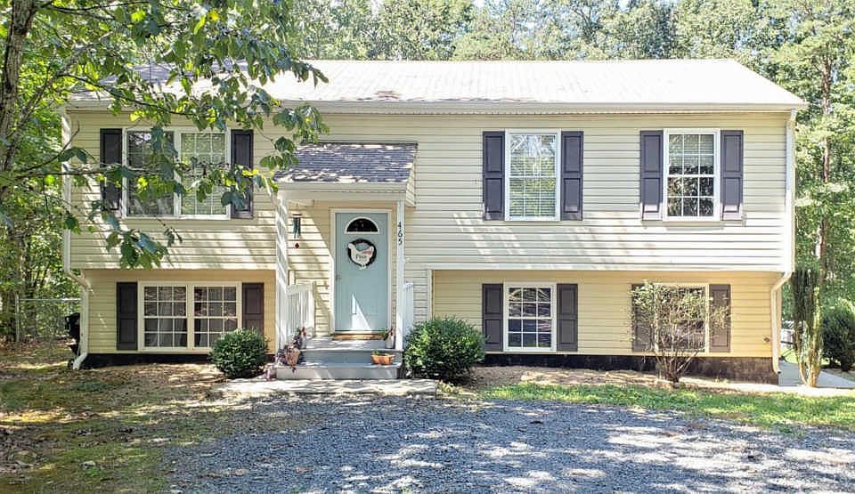1st image of 465 Courtland Dr
