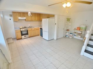 23-89 23rd St #1R, Astoria, NY 11105