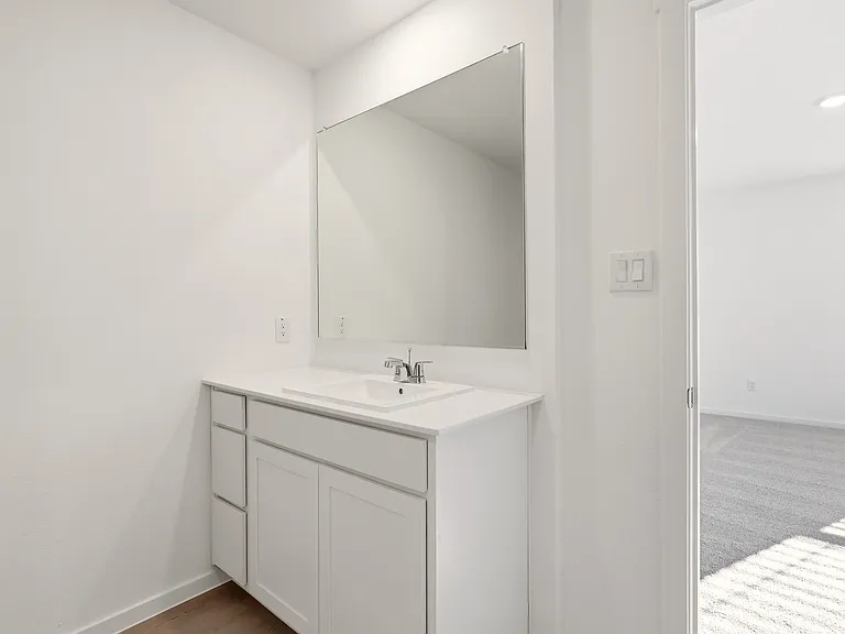 3161 Campeiro Ave — Photo 9