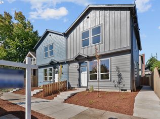 8631 SE Washington St, Portland, OR 97216