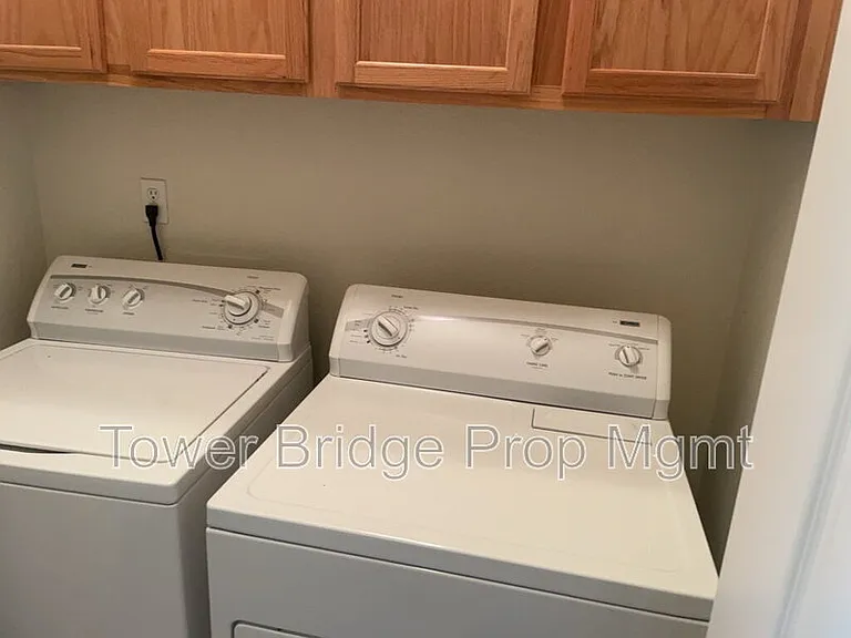 12040 Gold Pointe Ln — Photo 27