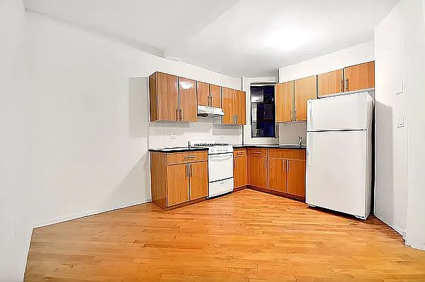 1st image of 334 E 94th St #2G