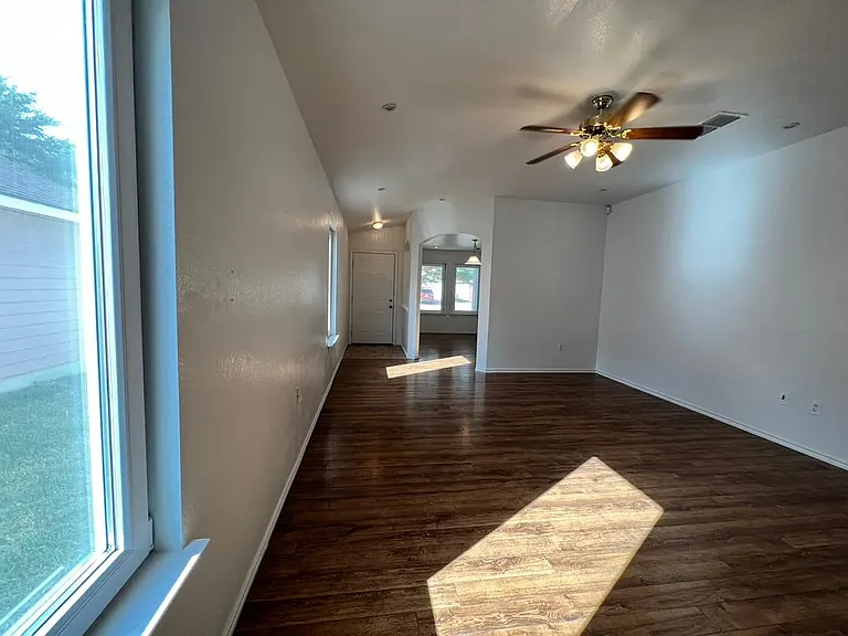 12836 Buenos Aires Pkwy — Photo 16