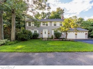 6 Wadsworth Rd, Shrewsbury, MA 01545