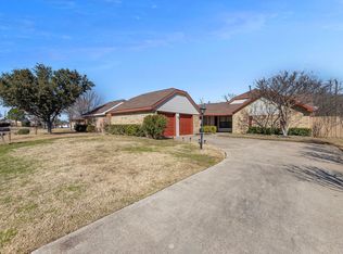 2808 Branch Hollow Dr, Mesquite, TX 75150