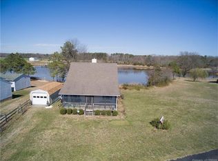 536 Indian Banks Rd, Farnham, VA 22460