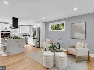 11211 Ashley Dr, Rockville, MD 20852