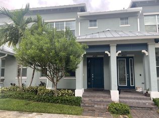 4045 Poinciana Ln, Hollywood, FL 33021
