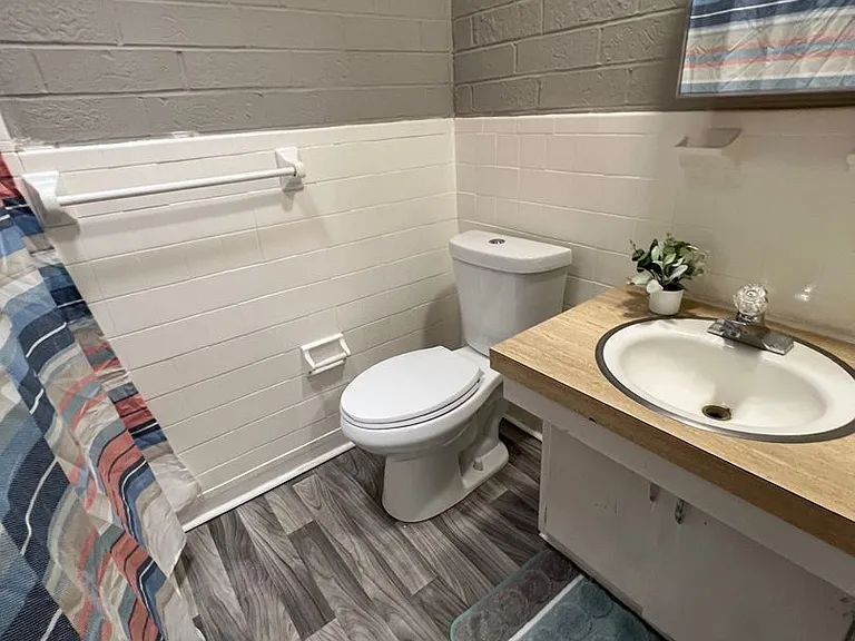 1114 S Aspen St — Photo 41