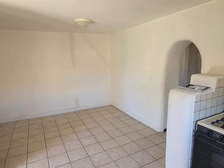 636 Alto St — Photo 3
