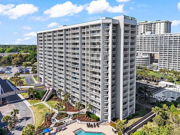 2nd image of 9820 Queensway Blvd. #605