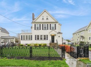 71 Woodward Ave, Rutherford, NJ 07070