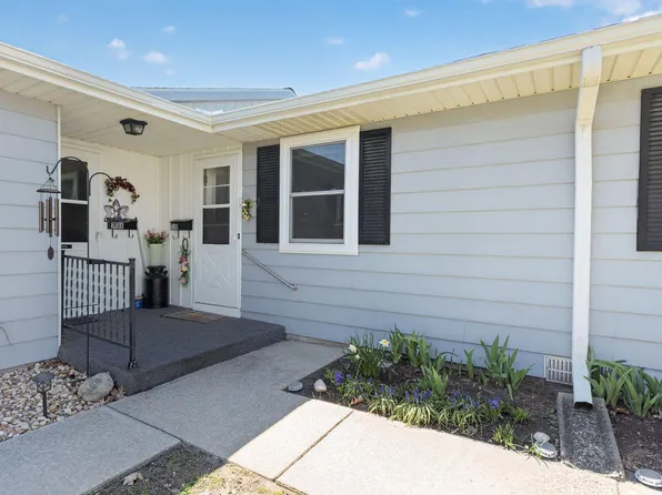 1310 N Boltwood St #6, Hastings, MI 49058