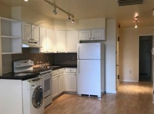 2015 Chestnut St APT 2F, Philadelphia, PA 19103