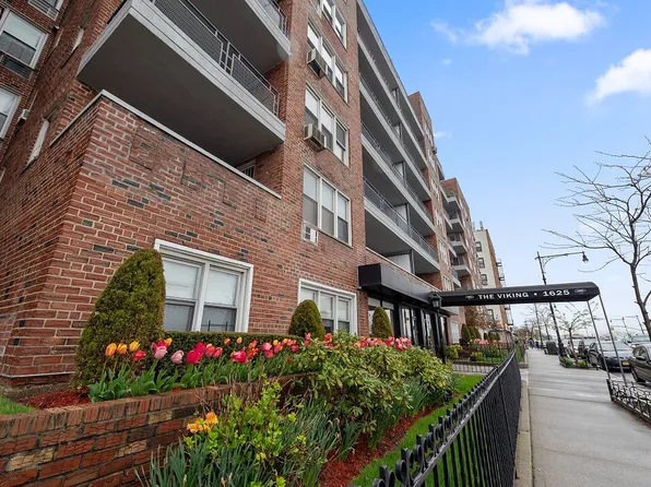 1625 Emmons Avenue image 1 of 14