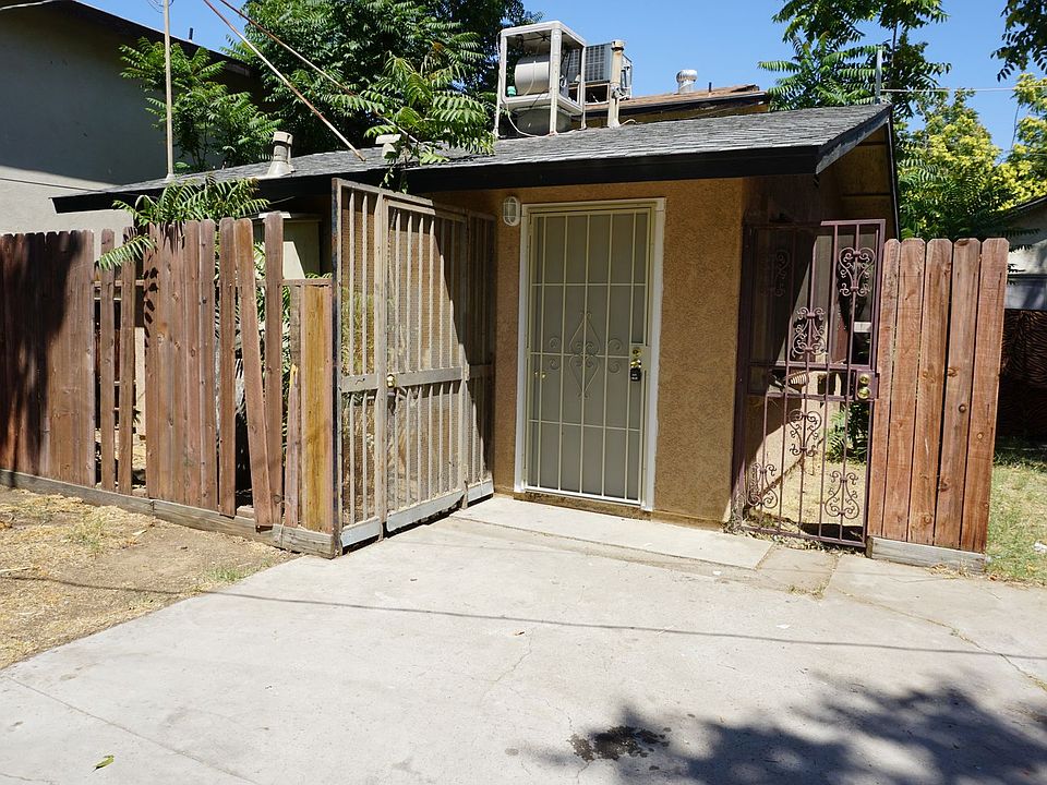 1st image of 306 Monterey St #1/2