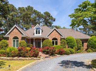 27 Mcmichael Drive, Pinehurst, NC 28374