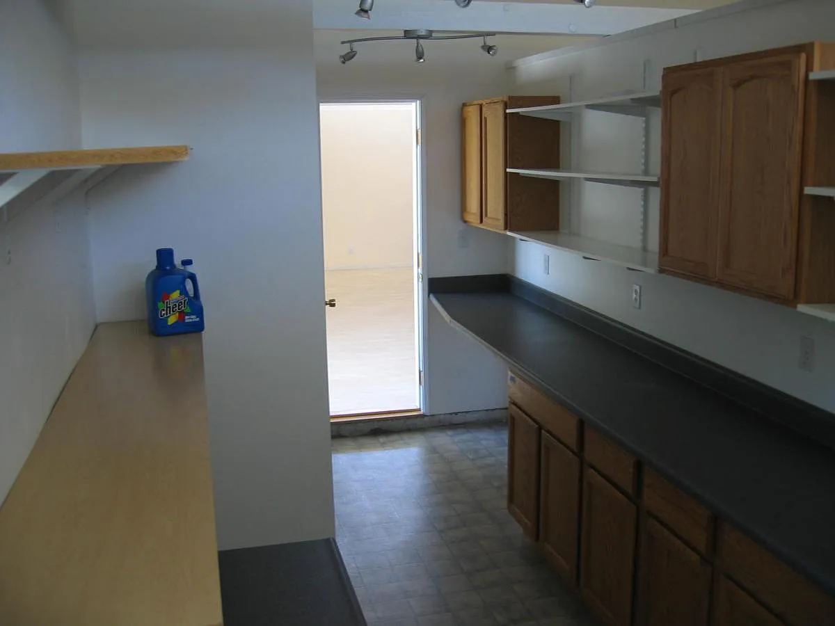 3 bed, 1500 sqft, $5,500 — Photo 4