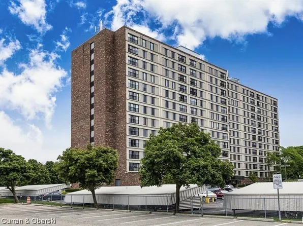 21800 Morley Ave APT 208, Dearborn, MI 48124
