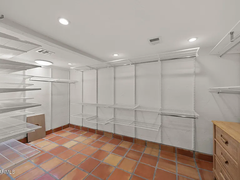 5449 E Larkspur Dr #1 — Photo 37