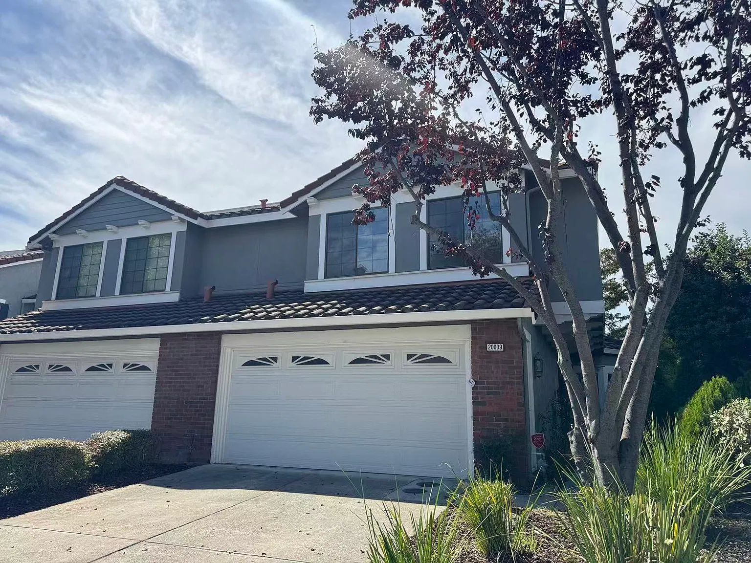 4 bed, 2.5 bath, 1875 sqft, $3,900 — Photo 2