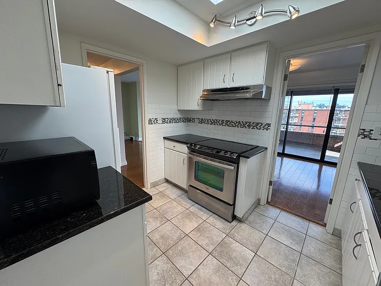 2330 43rd Ave E #1 — Photo 28