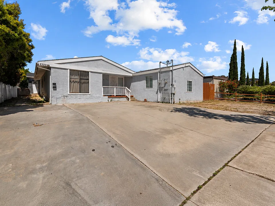 5318 Redding Rd