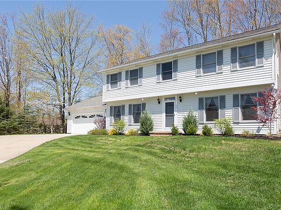 2nd image of 40 Heather Ct