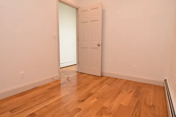 Rented by Bohemia Realty Group | media 10