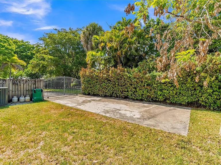 15101 SW 69th Ct — Photo 43