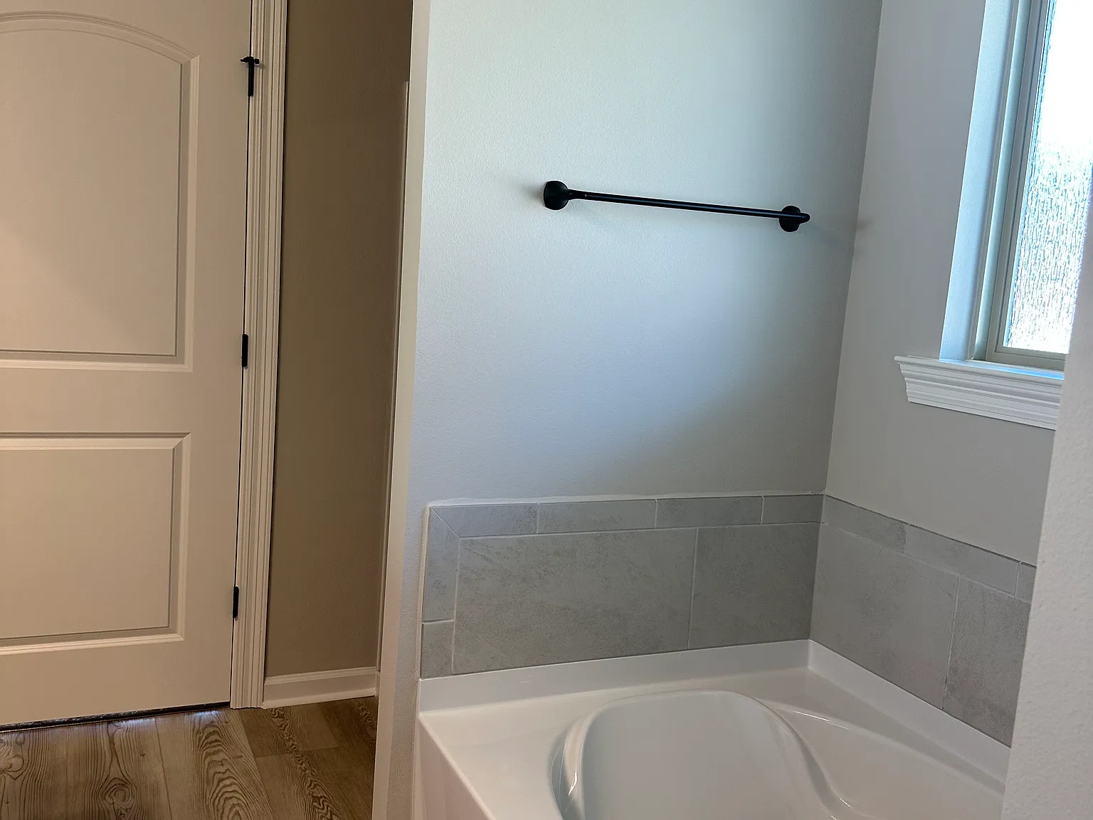 4 bed, 1550 sqft, $2,130 — Photo 4