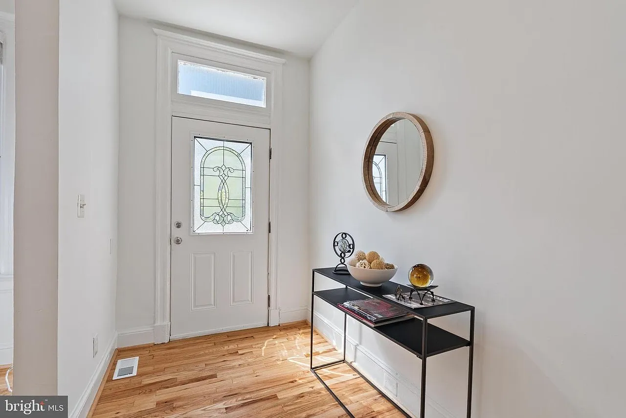 4 bed, 1828 sqft, $5,000 — Photo 4