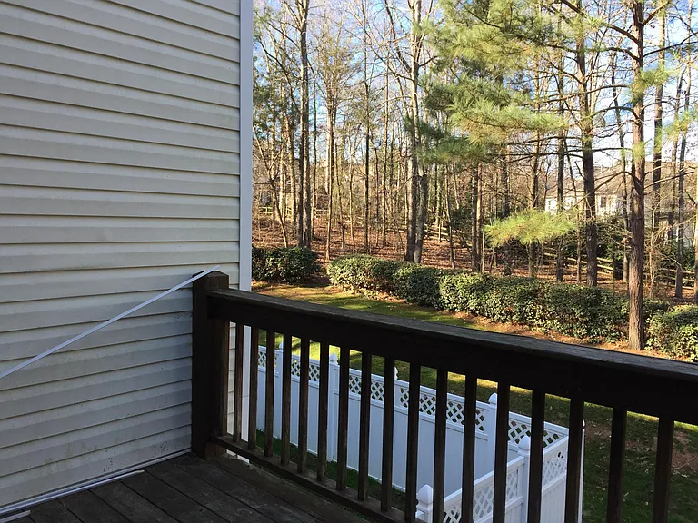 8783 Robinson Forest Dr — Photo 16