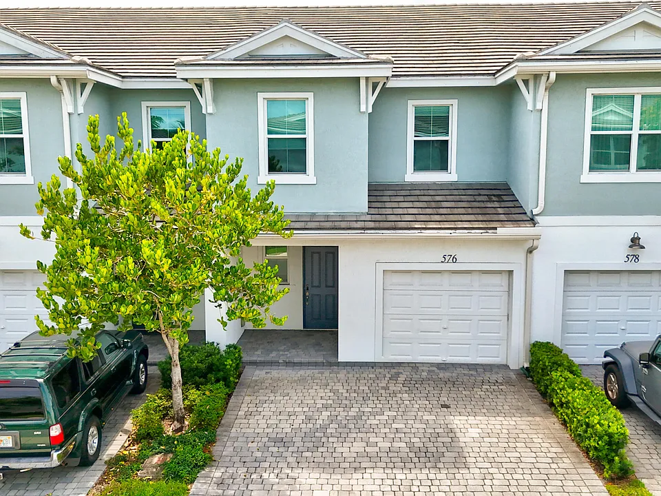 576 Parsons Way